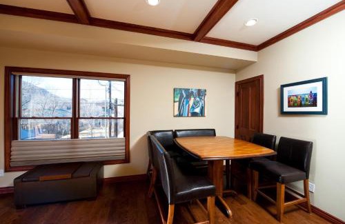 Historic Downtown Durango House | 270 E College Drive Unit 206