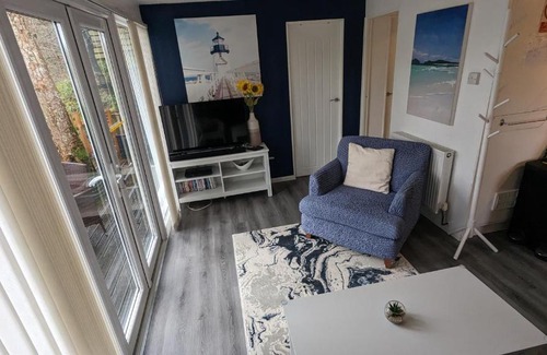 Bont Newydd Ski Chalet | 271 Riverside, Glan Gwna Holiday Park