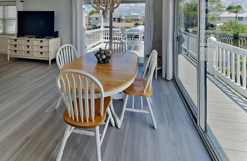 South Island House | 275 Blue Bay