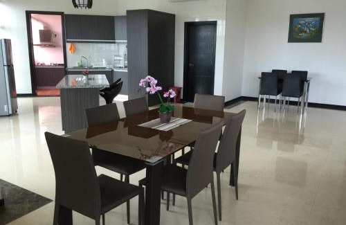 Kota Kinabalu Apartment | 2775 sqf Sunset Luxury Condo