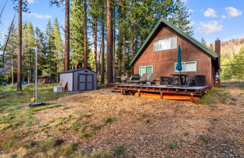 Christmas Valley Ski Chalet | 2782B Tahoe River Chalet