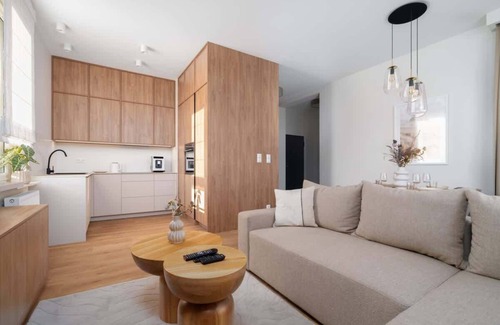 Poznan Apartment | 28 czerwca 1956r 382c | Stylish Apartment | Garage