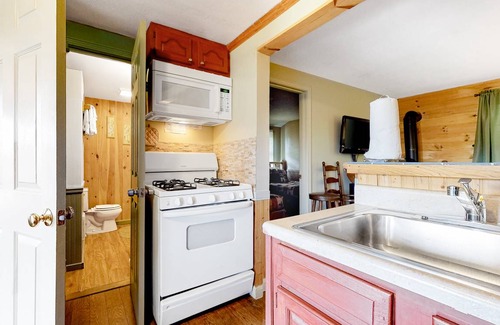 Thornton Cabin | 28 m² Cabin ∙ 2 bedrooms ∙ 4 guests