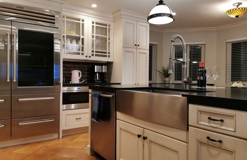 Vallejo House | 2800sqft Luxurious home with bay view private pool near SF & NAPA
