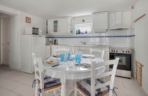 Saint-Michel-Chef-Chef Apartment | 280m from the beach, flat for 4