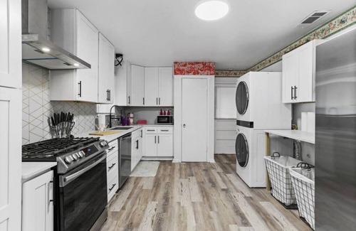 Oak Cliff House | 2819 Lourdes · Awesome Oak Cliff getaway close to the Action!