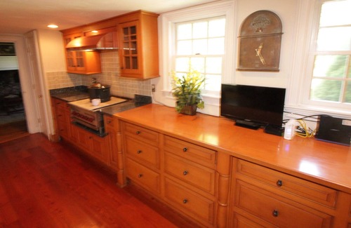 Barnstable House | 2828 Main Street SD2570