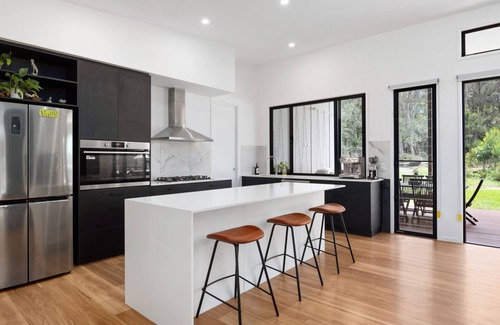 Cooroibah House | 287 Lake Cooroibah Road Cooroibah QLD 4565