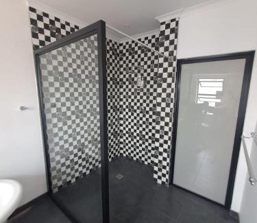 Vredefort House | 288 Majestic View - Vaal De Gràce Golf Estate - Loadshedding Friendly