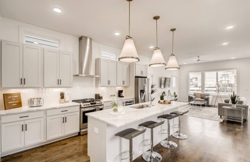 Hope Gardens House | 29- 10 Bedroom Buyout- The Music City Collection