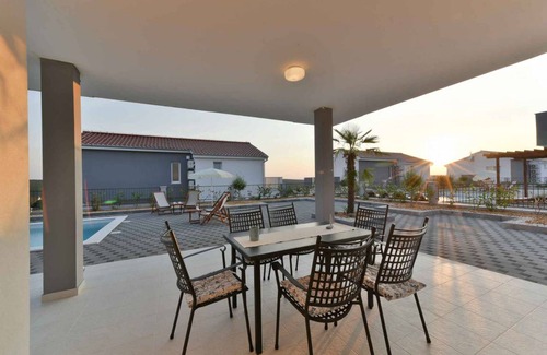 Debeljak Villa | 290 m² Villa ∙ 4 bedrooms ∙ 9 guests