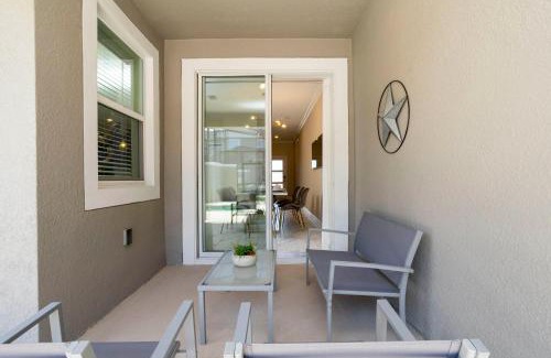 Kissimmee House | 2929 SS - Disney Delight: 4BR Pool Near Parks
