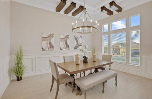Calallen House | 298 5 Bedrooms Fenced yard New Construction