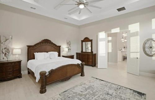 Calallen House | 298 5 Bedrooms Fenced yard New Construction