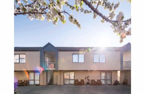 Upper Riccarton Hotel | 298 Westside Motor Lodge