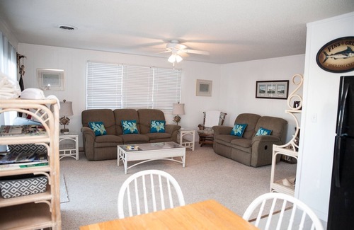 Hatteras Cottage | 2B/1BA Upstairs - 1B/1BA Downstairs - Cottage - Canafront - No Pets/No Smoking
