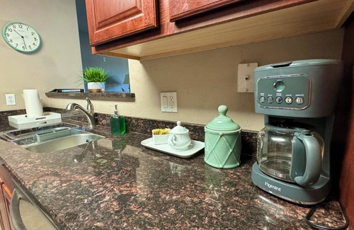 Tucson Condo | 2B+2B Ground level + Prime Location + Pet Friendly!