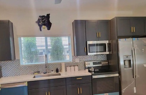 Union City House | 2b-2b Modern Guesthouse