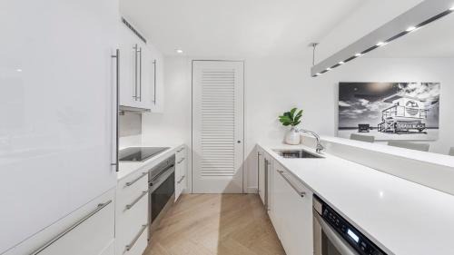 City Center Apartment | 2B Ocean View Private Residence at South Beach - 804