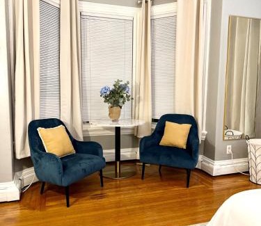 Wayland Apartment | 2B1B,Private Kitchen,Walk to Everything! Brown&RISD