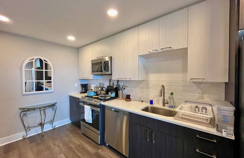 Crystal City Apartment | 🌸 2B2B Balcony Luxury High-Rise 🎹Piano Near DC 5min