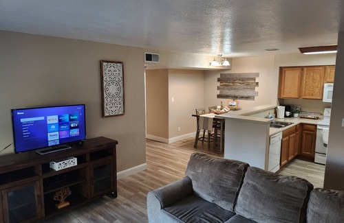 Downtown Condo | 2bd/1.5 bath condo-Recharge.while in the Central Valley at Descanso del Valle.