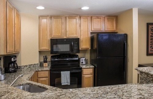 Survey Creek Resort | 2BD/2BTH Spacious Condo in Pompano Beach!
