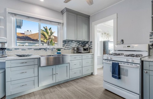 Morena House | 2BD Bay Views Pet Friendly 5min to Seaworld