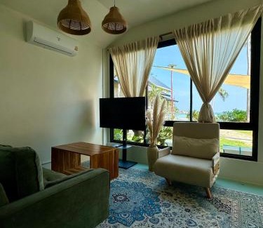 Chaloklum House | 2BD beachfront house in Chaloclum