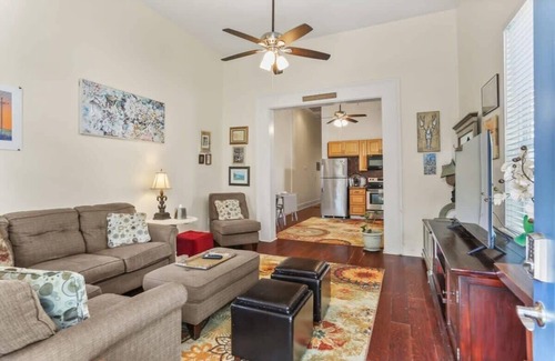 Mid-City House | 2BD In Heart of Mid CIty | 2 Blocks off Street Car