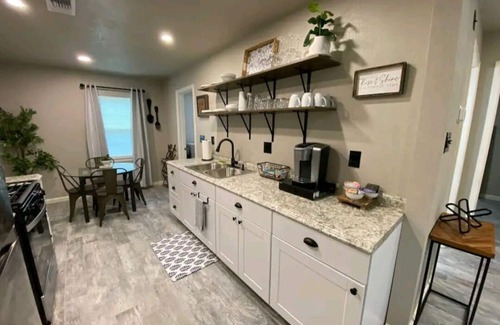 Pasadena House | 2bdr Oasis in Pasadena
