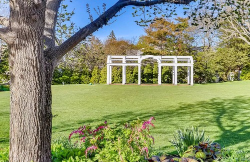 Edgartown Cottage | 2bdrm Captains Cottage Steps to Beach and Downtown Edgartown with Pool!