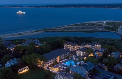 Edgartown Cottage | 2bdrm Captains Cottage Steps to Beach and Downtown Edgartown with Pool!