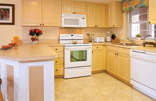 West Kissimmee Condo | 2BDRM~ Liki Tiki Village Resort ~ 64 ACRE RESORT- WAVE POOL, SLIDES, LAGOON