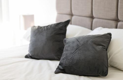 Moffat Apartment | 2Bed, 1 Bath - Jewellery Quarter