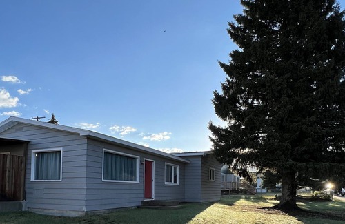Butte House | 2bed/1bath Comfortable home for your next trip to Butte, MT