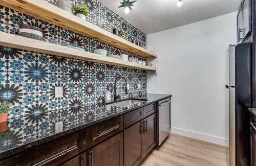 Como Condo | 2bed/1bath Spacious Townhome in Fort Worth Near I-30
