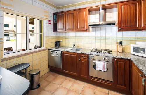 Benagil Villa | 2Bed,3 Bath Villa with Cliff Top Pool + Sea Views