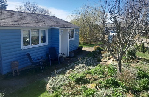 Llandwrog Cabin | 2Bed Cabin w/Parking near Snowdonia National Park