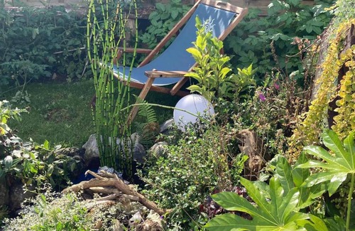 Llandwrog House | 2Bed Cabin w Parking near Snowdonia National Park