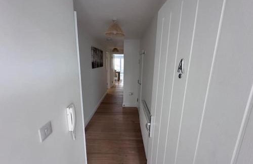 Abingdon Apartment | 2bed Ground Floor flat + garden