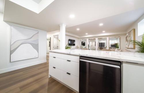 Northwest Edmonton House | *2Bed*Luxury Retreat* Suite*AC*