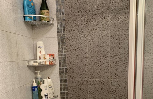 Sheepshead Bay Apartment | 2Bedroom 1+1/2 Bath Private Backyard