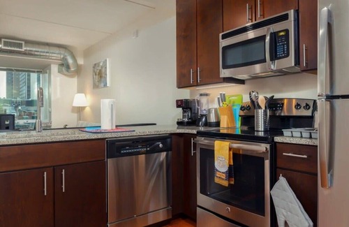 Center City West Apartment | 2Bedroom 1Bath Apartment in the Heart of Philadelphia