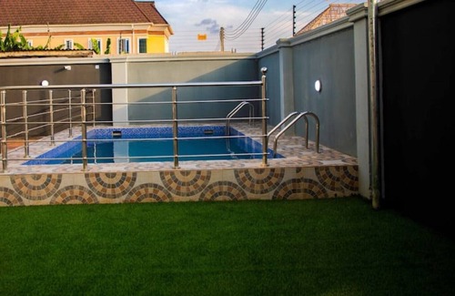 Ikotun Apartment | 2bedroom with POOL, GYM, Wi-Fi, 24hrs power