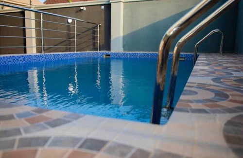 Alimosho Apartment | 2bedroom with POOL, GYM, Wi-Fi, 24hrs power