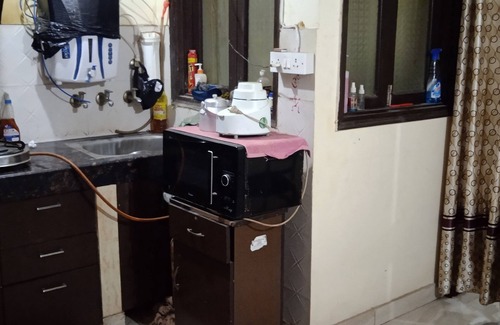 Kalkaji Apartment | 2bhk Appartment for 5n2 Bedroomn2 Bathroomnhall & Kitchennindividual Property