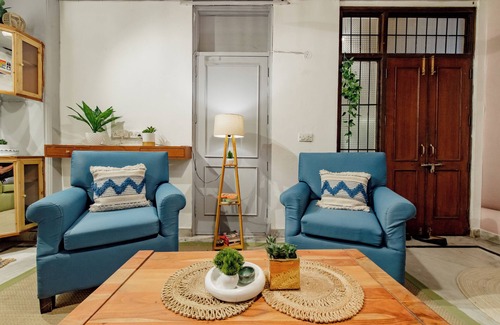 Lajpat Nagar Apartment | 2BHK Tropical Haven Lajpat Nagar