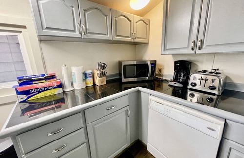 Mid-Beacon Hill House | 2BR/1.5BA - AC- Private upper unit of a duplex house. Few steps to Light Rail