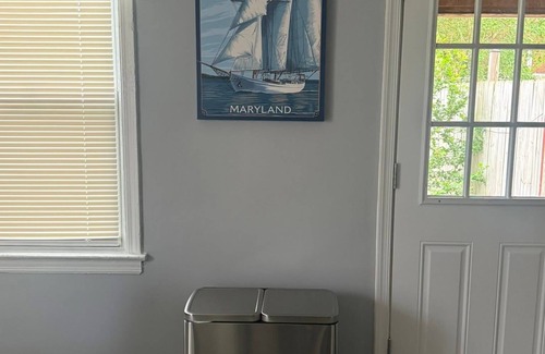 Annapolis House | 2BR, 1BA Boutique Brick Beauty located in historic Eastport.
